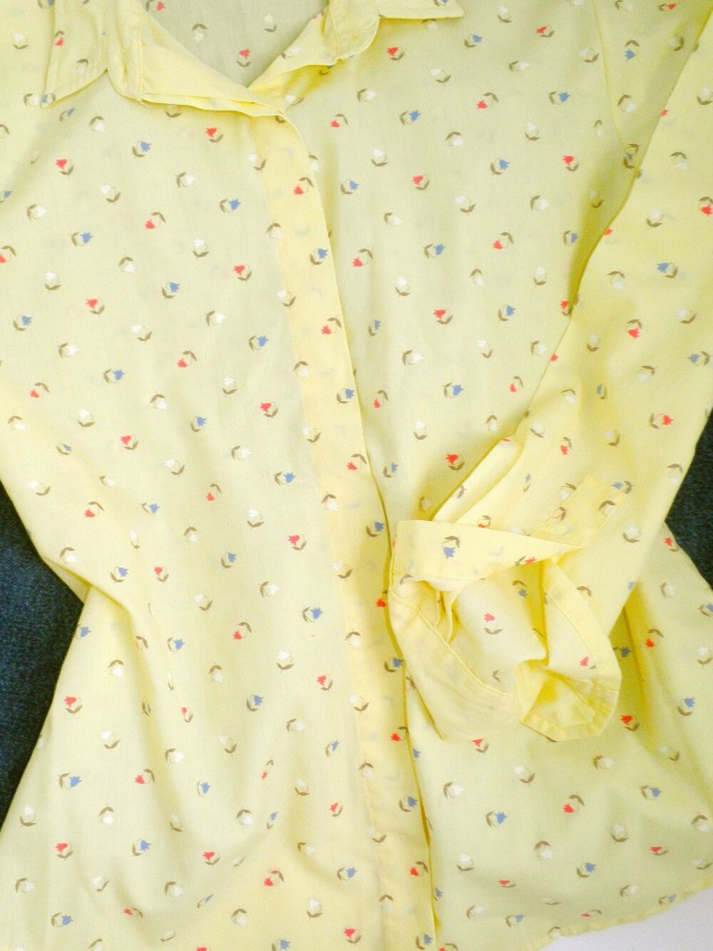 Vintage 1980s Butter Yellow Tulips Ditsy Floral Button Down Blouse Shirt 80's L - Picture 2 of 8